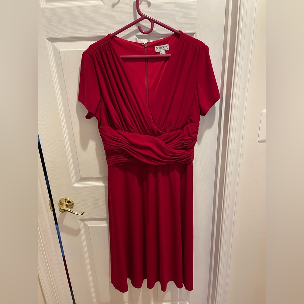NorthStyle Red Midi Dress